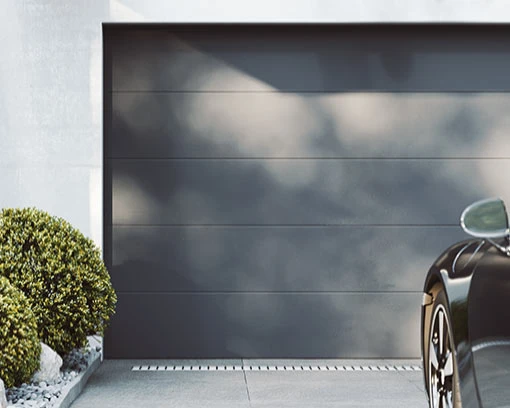 Brama Belado z zewnątrz